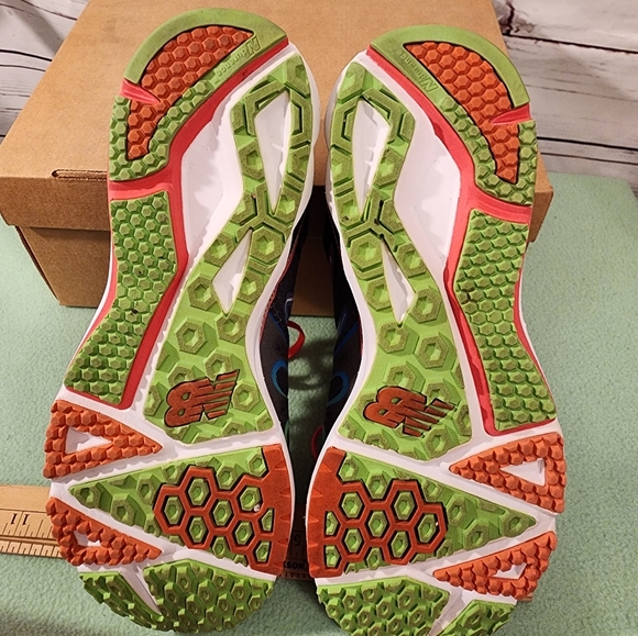 New Balance 890 Running Shoe size 11 Neon - Picture 3 of 6